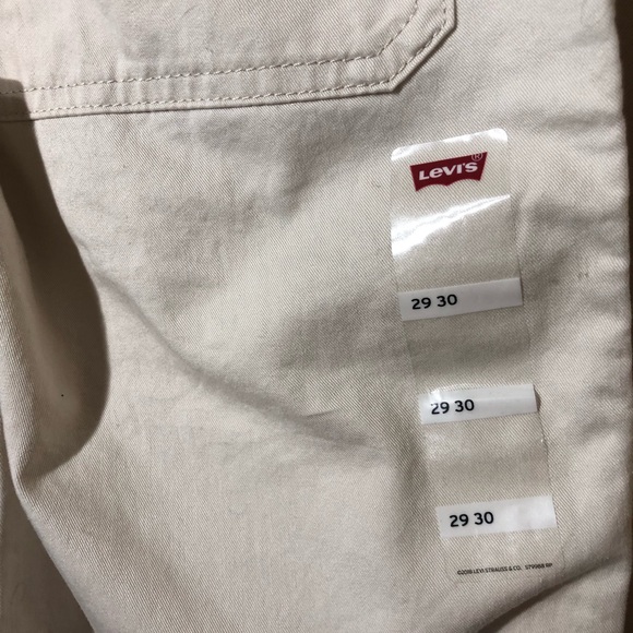 NWT Levi’s cream Utility Pant - Picture 11 of 13
